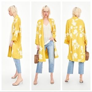 👀 ZARA Limited Edition Embroidered Kimono M
